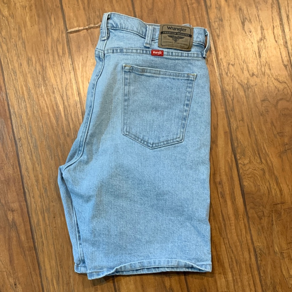 Wrangler Classic Blue Men's Jean Shorts